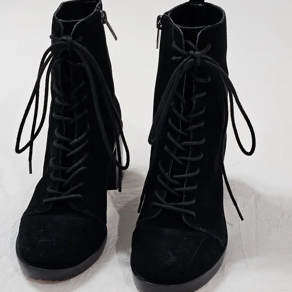 Vince Camuto Kymra Bootie Size 7 - Picture 3 of 15